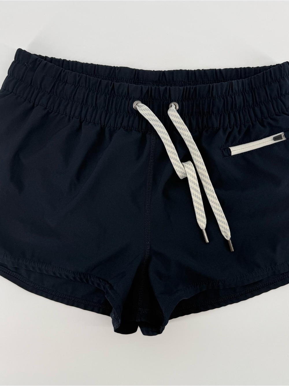 Vuori Clementine Shorts Womens S Navy Blue Running Athletic Gym VW304